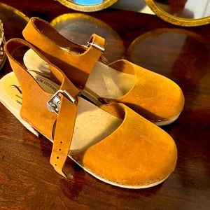 Adorable Lotta from Stockholm Clogs!! Worn once!